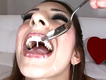 Amateur anal fucking and cum eating