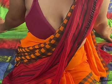 Desi duo Nagma & Naeem hook up for hot bang-out connected with blistering Indian movie