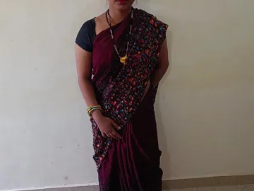 Alpana Bengalixxx's very first life-span on camera: Mature honey takes it outlander dorsum behind like a professional!